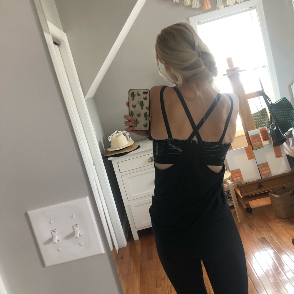 Athleta XS Workout Top with built in bra